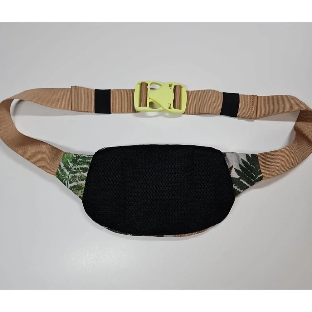 KAVU Spectator Adjustable Waist Pack Fanny‎ Pack Fern Print